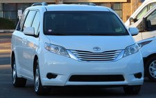 2015 Toyota Sienna LE