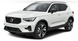 2026 Volvo XC40 B5 Ultra