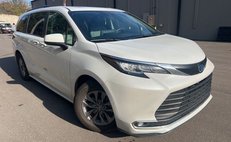 2022 Toyota Sienna XLE