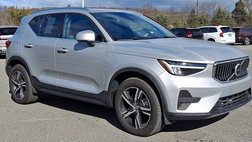 2025 Volvo XC40 B5 Core Bright Theme