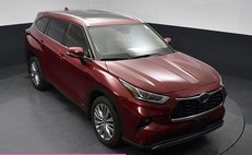 2023 Toyota Highlander Hybrid Platinum