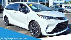 2022 Toyota Sienna XSE 7-Passenger