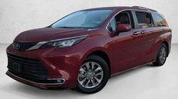2022 Toyota Sienna XLE