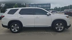 2023 Honda Pilot EX-L w/Rear Captain's Chairs