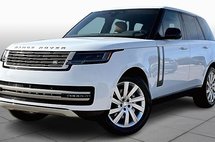2025 Land Rover Range Rover P400 SE
