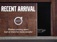 2021 Volvo XC90 T6 Momentum 7-Passenger