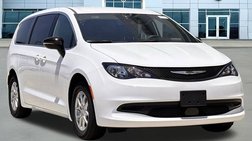 2025 Chrysler Voyager LX