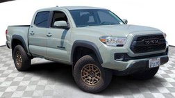 2022 Toyota Tacoma SR V6