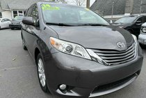 2014 Toyota Sienna XLE 7-Passenger