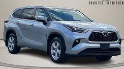 2022 Toyota Highlander LE