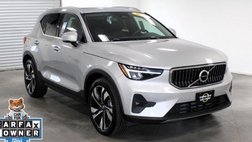 2023 Volvo XC40 B5 Plus Bright Theme