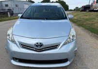 2013 Toyota Prius v Five