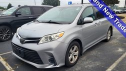 2018 Toyota Sienna LE