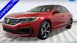 2022 Volkswagen Passat R-Line