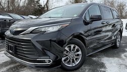 2023 Toyota Sienna XLE 7-Passenger