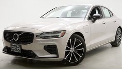 2025 Volvo S60 T8 Plus