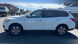 2019 Nissan Pathfinder SV