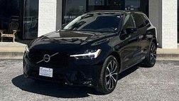 2023 Volvo XC60 B5 Plus Dark Theme
