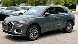 2022 Audi Q3 quattro Premium 40 TFSI