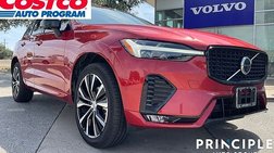 2023 Volvo XC60 B5 Ultimate Dark Theme