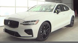 2024 Volvo S60 B5 Plus Black Edition