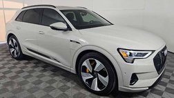 2022 Audi e-tron quattro Premium Plus