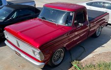 1967 Ford F-100 
