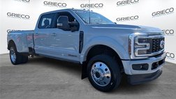 2025 Ford F-450 Super Duty Platinum