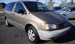1999 Toyota Sienna CE