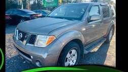 2006 Nissan Pathfinder LE