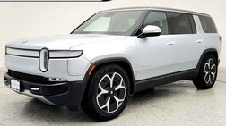2023 Rivian R1S Adventure