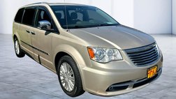 2015 Chrysler Town and Country Limited Platinum