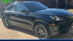 2023 Porsche Cayenne Standard