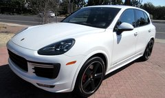 2016 Porsche Cayenne GTS