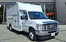2024 Ford E-Series E-450 SD
