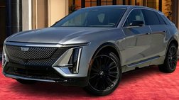 2025 Cadillac LYRIQ Luxury 1