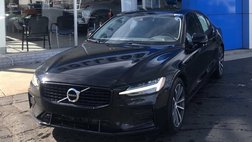 2022 Volvo S60 B5 Momentum