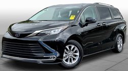 2023 Toyota Sienna XLE
