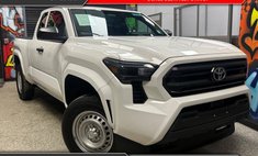 2024 Toyota Tacoma SR