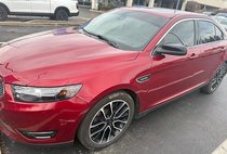 2018 Ford Taurus SHO