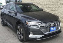2019 Audi e-tron quattro Prestige