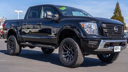 2023 Nissan Titan SV