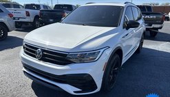 2023 Volkswagen Tiguan SE R-Line Black