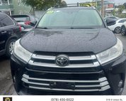 2017 Toyota Highlander SE