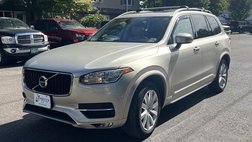 2016 Volvo XC90 T6 Momentum