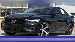 2024 Volvo S60 B5 Ultimate Dark Theme