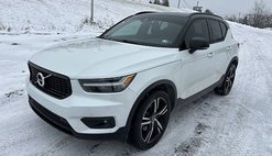 2020 Volvo XC40 T5 R-Design