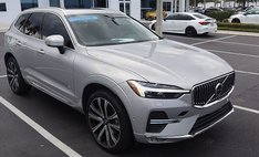 2023 Volvo XC60 B5 Ultimate Bright Theme