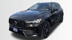 2023 Volvo XC60 B5 Plus Dark Theme