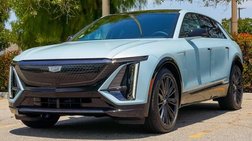 2025 Cadillac LYRIQ Sport 3